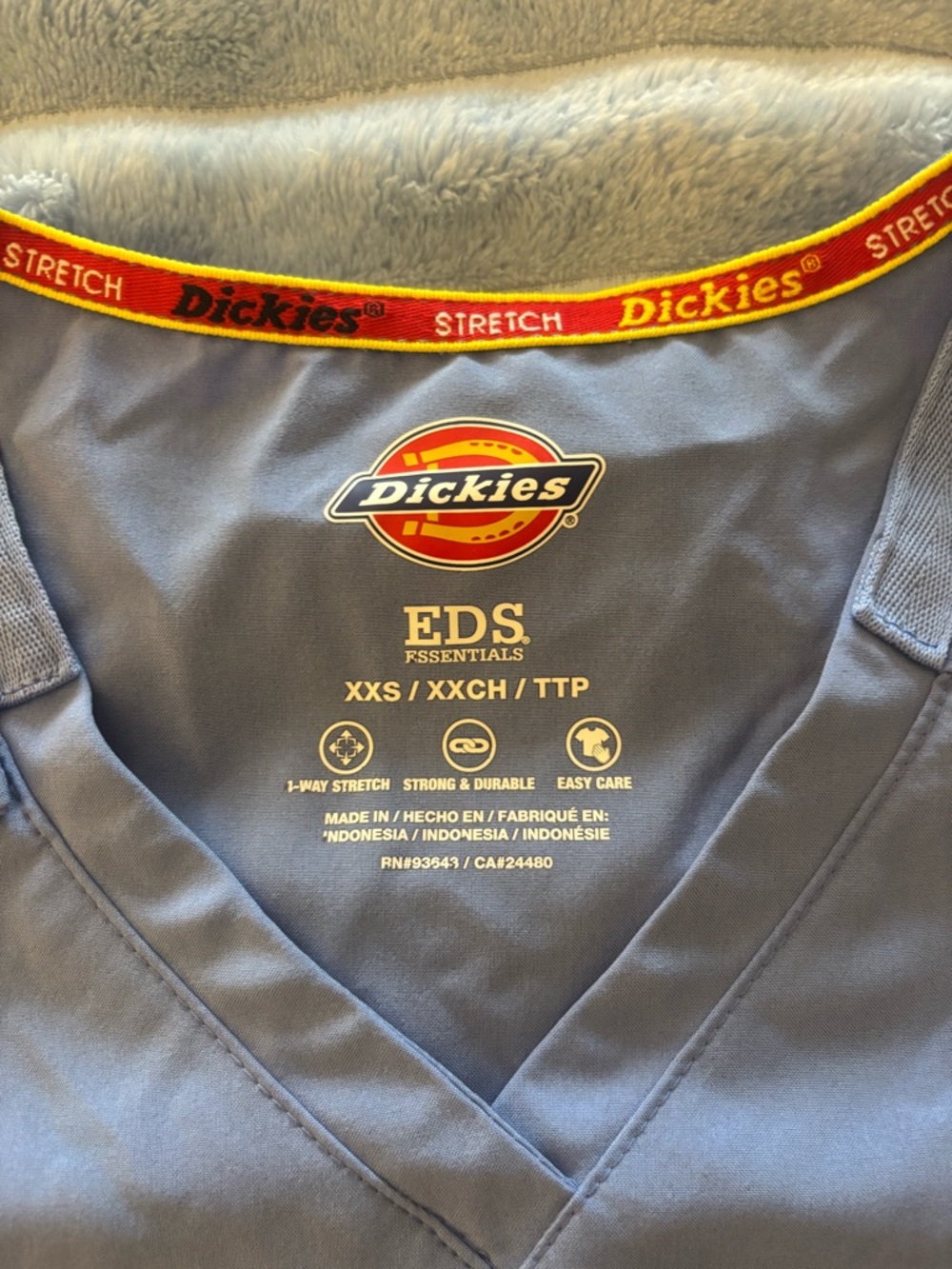 Dickies Women's Ceil Blue Scrub Top & Jogger Pants - XXS - Picture 3 of 4